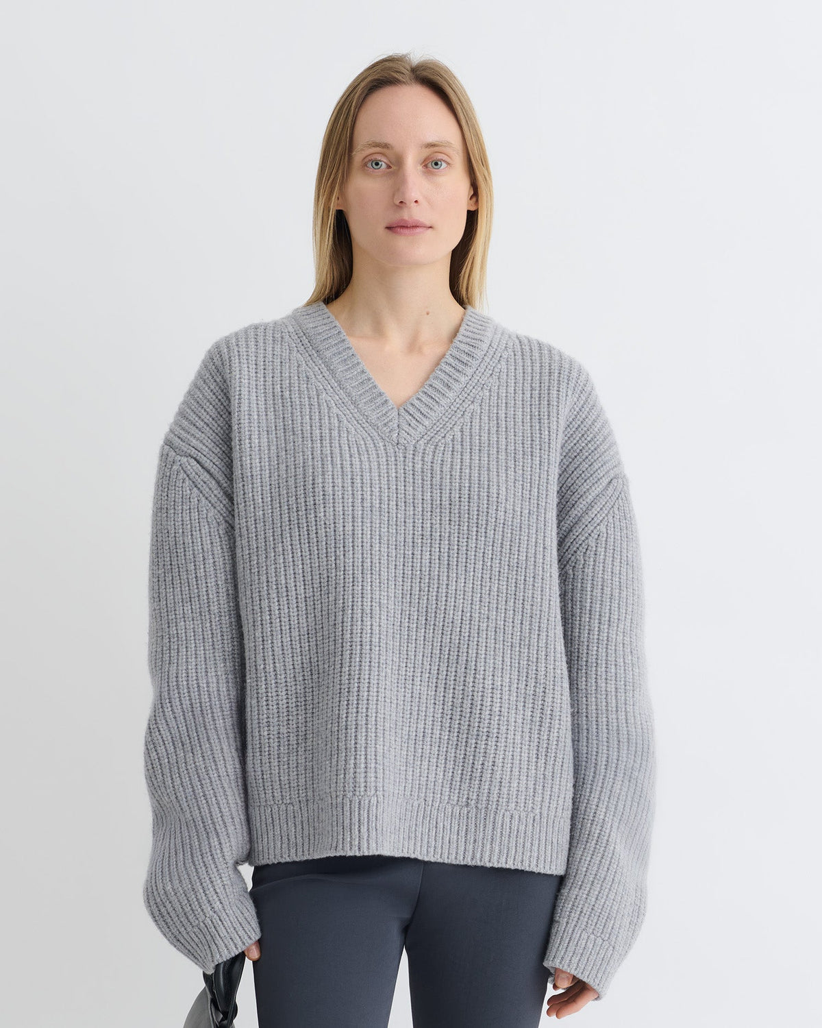 Pull col V en mérinos cachemire - Gris clair