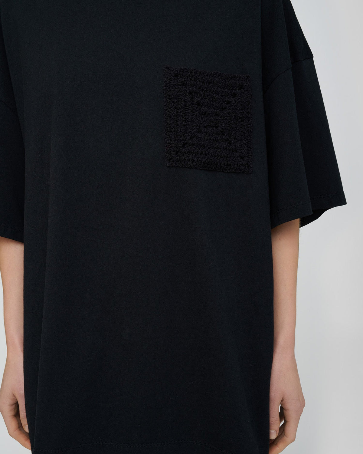 T-shirt en jersey de coton avec poche au crochet - Noir